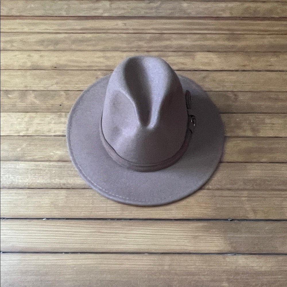 Stylish Tan Fedora Hat